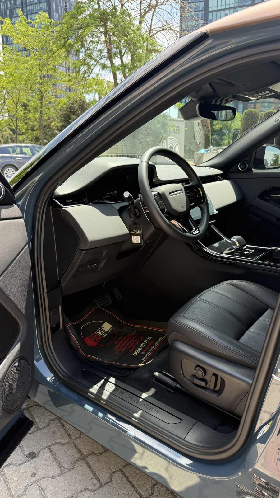 Range Rover Evoque 1.5 P300 SE ÇİFT RENK - 4