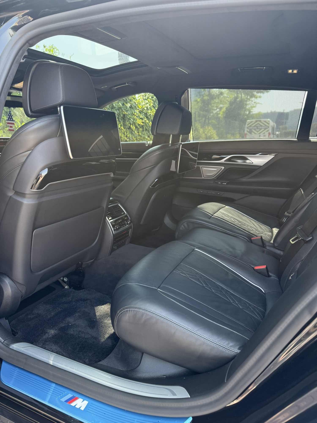 SATILIK 2020 BMW 740Ld xDrive Long Carbon Core arka aks - 10